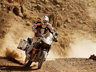 Κλείστε δοκιμή με μοτοσικλέτες ΚΤΜ μέσω… internet